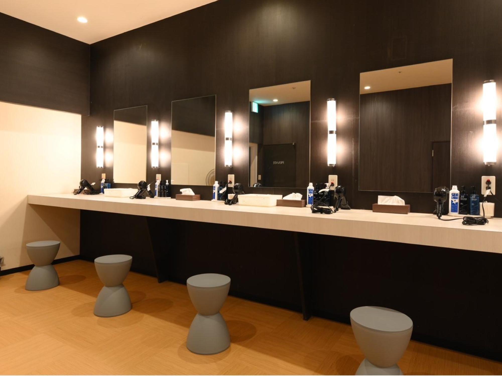The Centurion Sauna Rest & Stay Sapporo Male Only מראה חיצוני תמונה